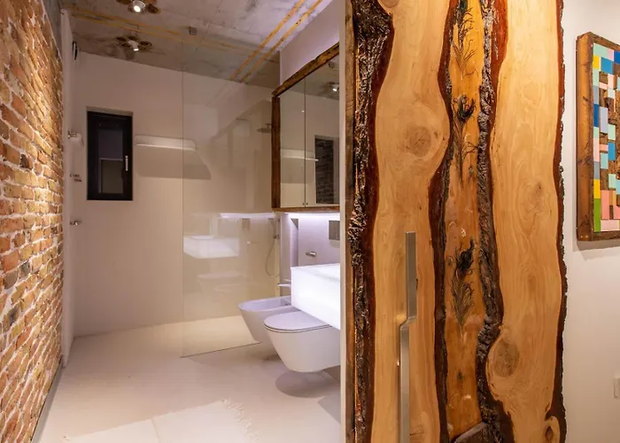 Apartment Kindness *